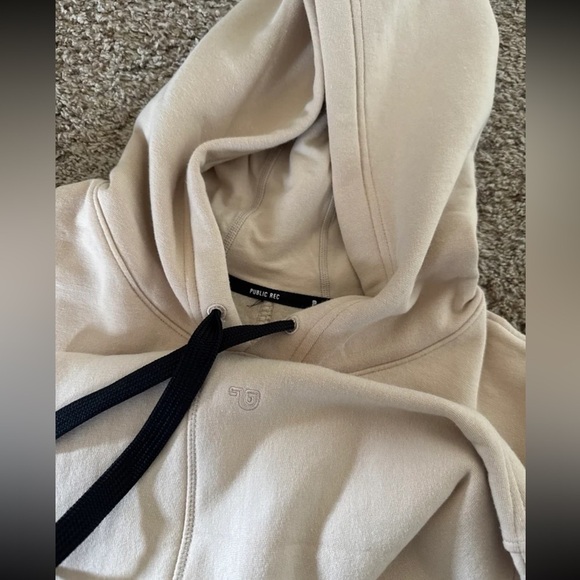 Public Rec Luxe Fleece Cropped Hoodie in Ivory 
size Small - Picture 12 of 12